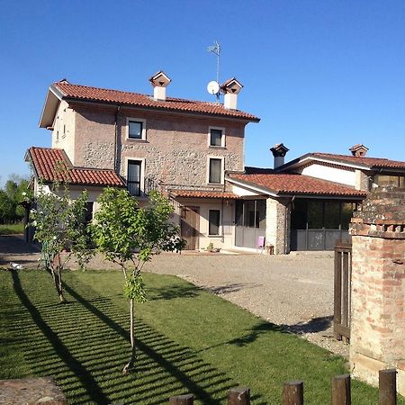 B&B La Corte Vigolzone Luaran gambar